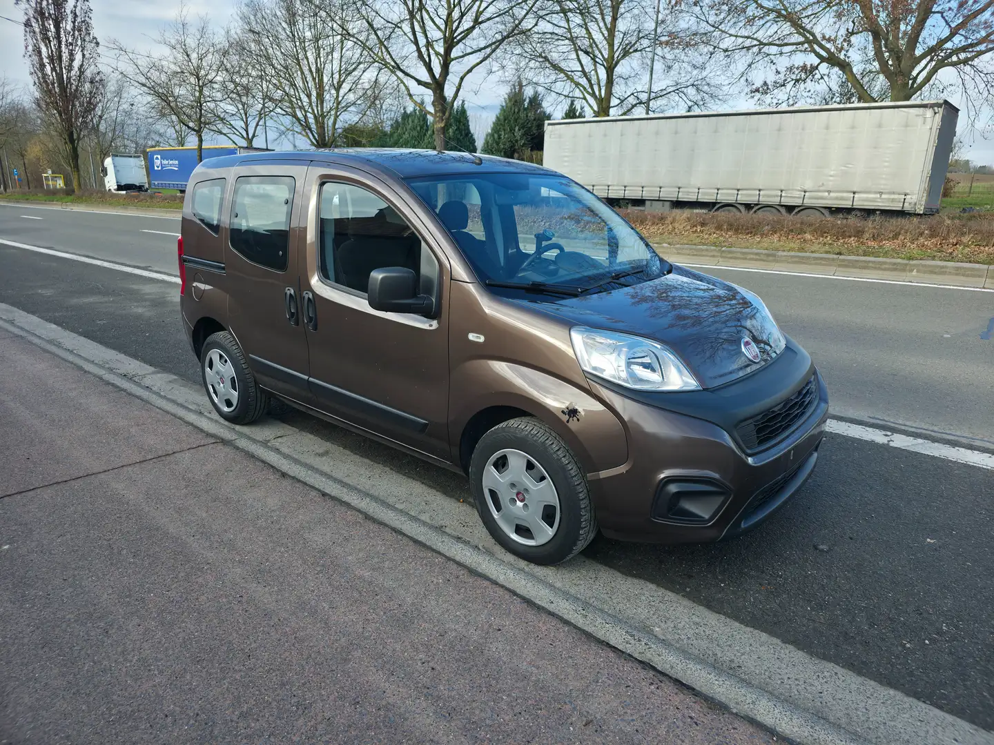 Fiat Qubo 1.4i 1°EIG !! 12226KM !! PERFECTE STAAT MET A/C Brun - 1