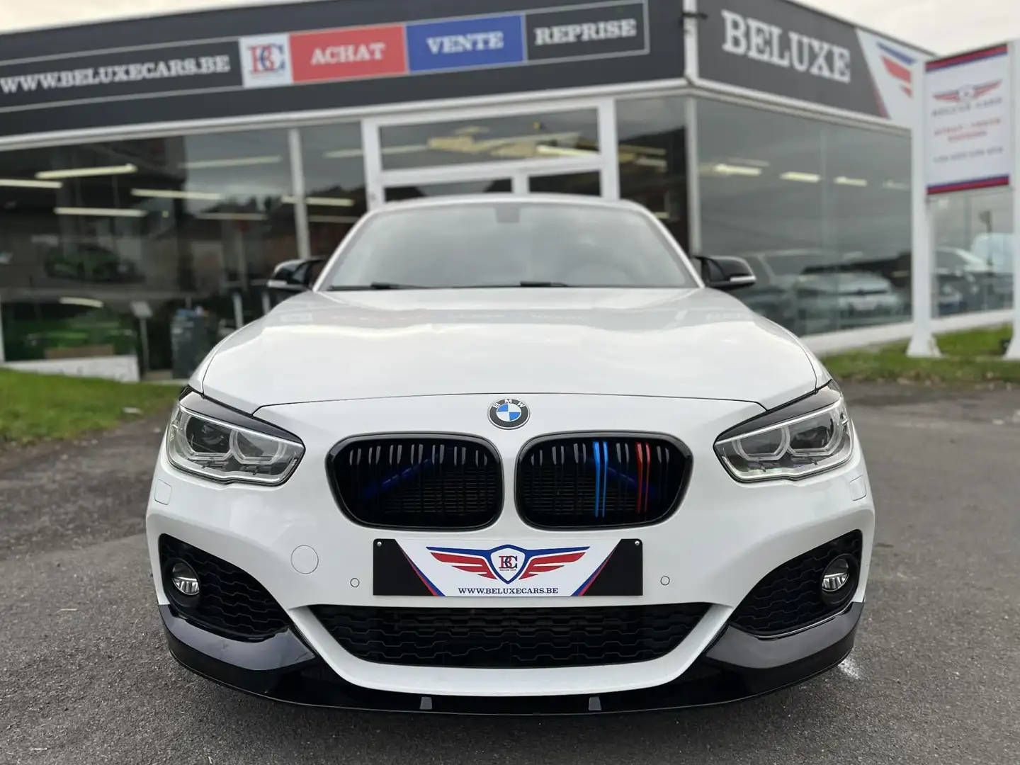 BMW 118 iA*FACELIFT*PACK-M*AUTO*BI-XENON*GPS*S-CHAUFFANTS - 2