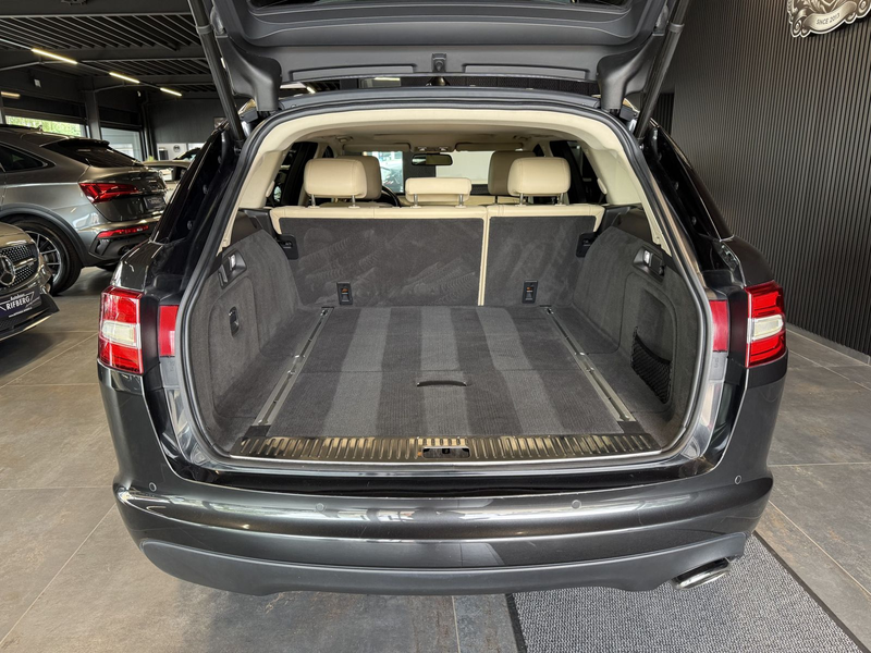 Jaguar XF 2.2 Diesel 8G Navi/Keyless/GSD/18Zoll/Xenon — photo 14