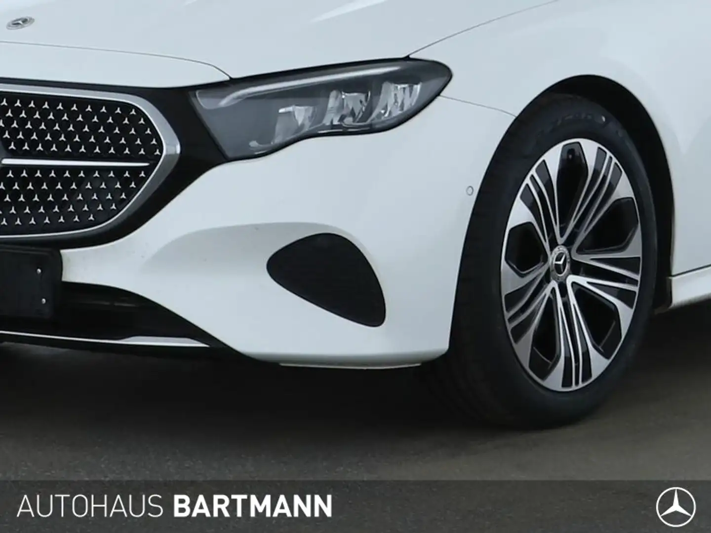 Mercedes-Benz E 200 E 200 T AVANTGARDE+PANO+ DISTRONIC+TOTWINKEL+LED Weiß - 2