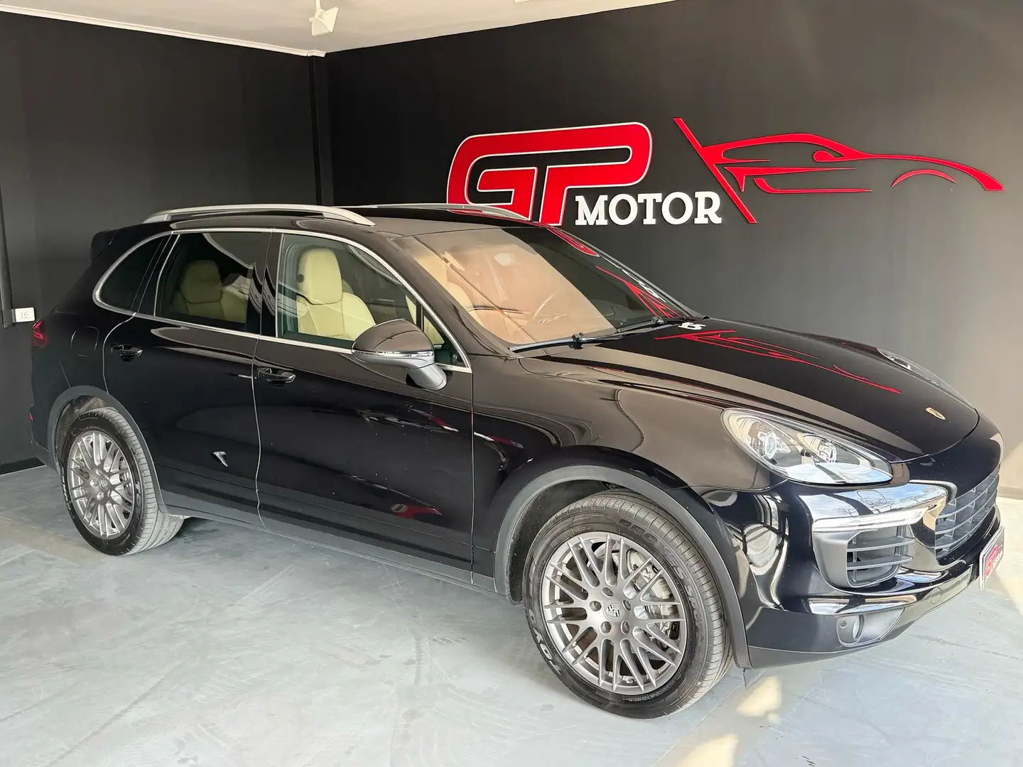 Porsche Cayenne Cayenne 3.0 tiptronic Noir - 1