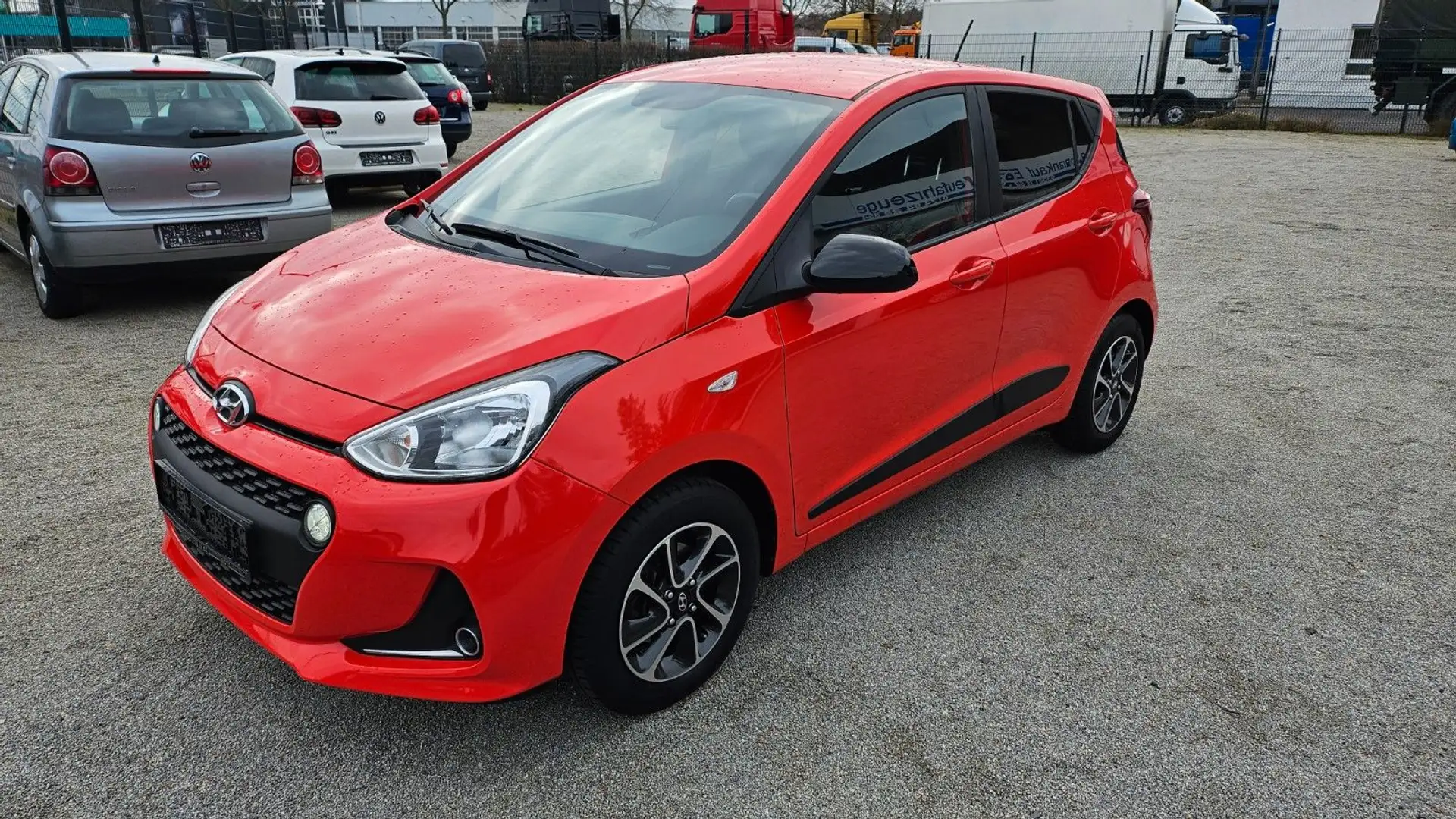 Hyundai i10 YES! Plus Rot - 2