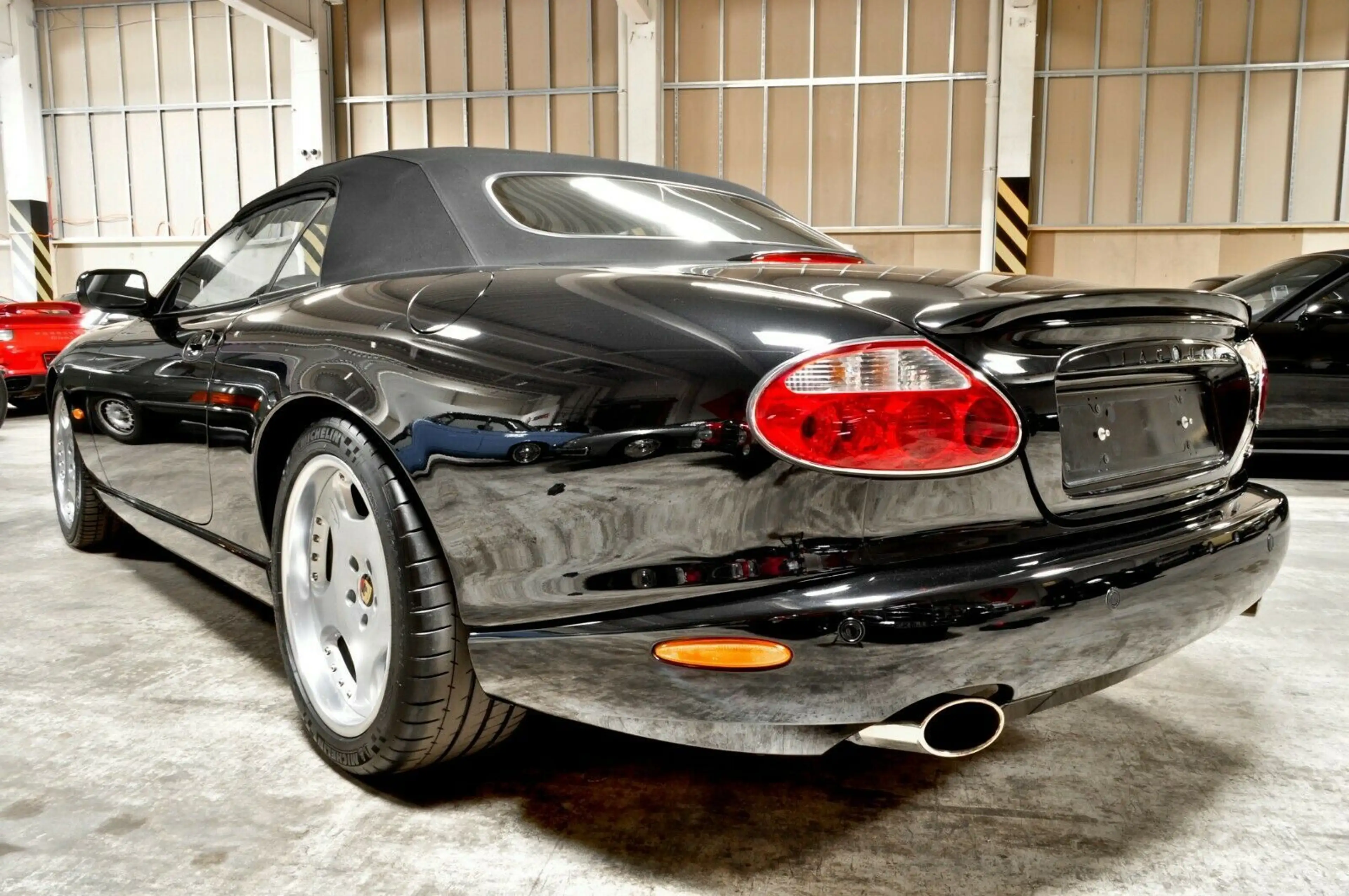Jaguar XKR Cabrio — photo 5