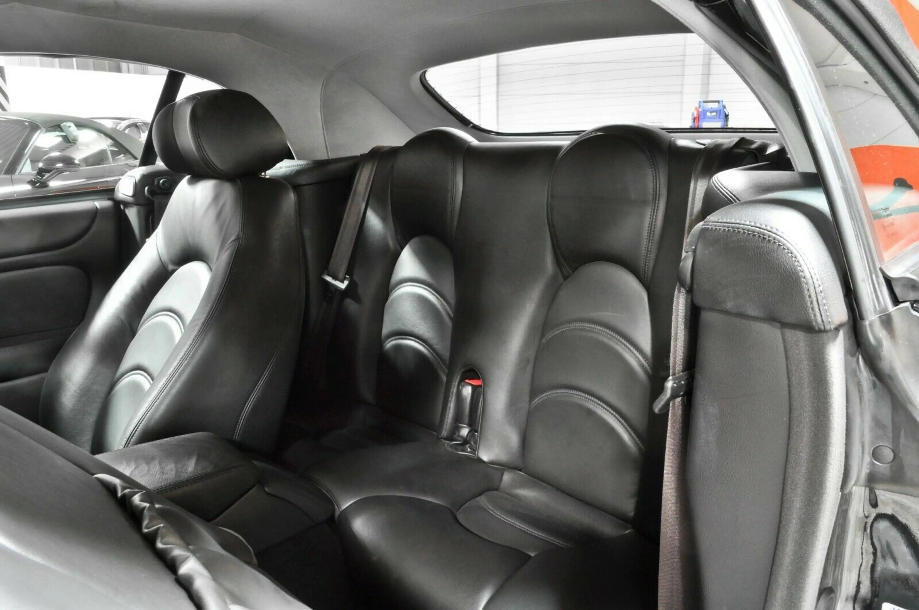 Jaguar XKR Cabrio — photo 12
