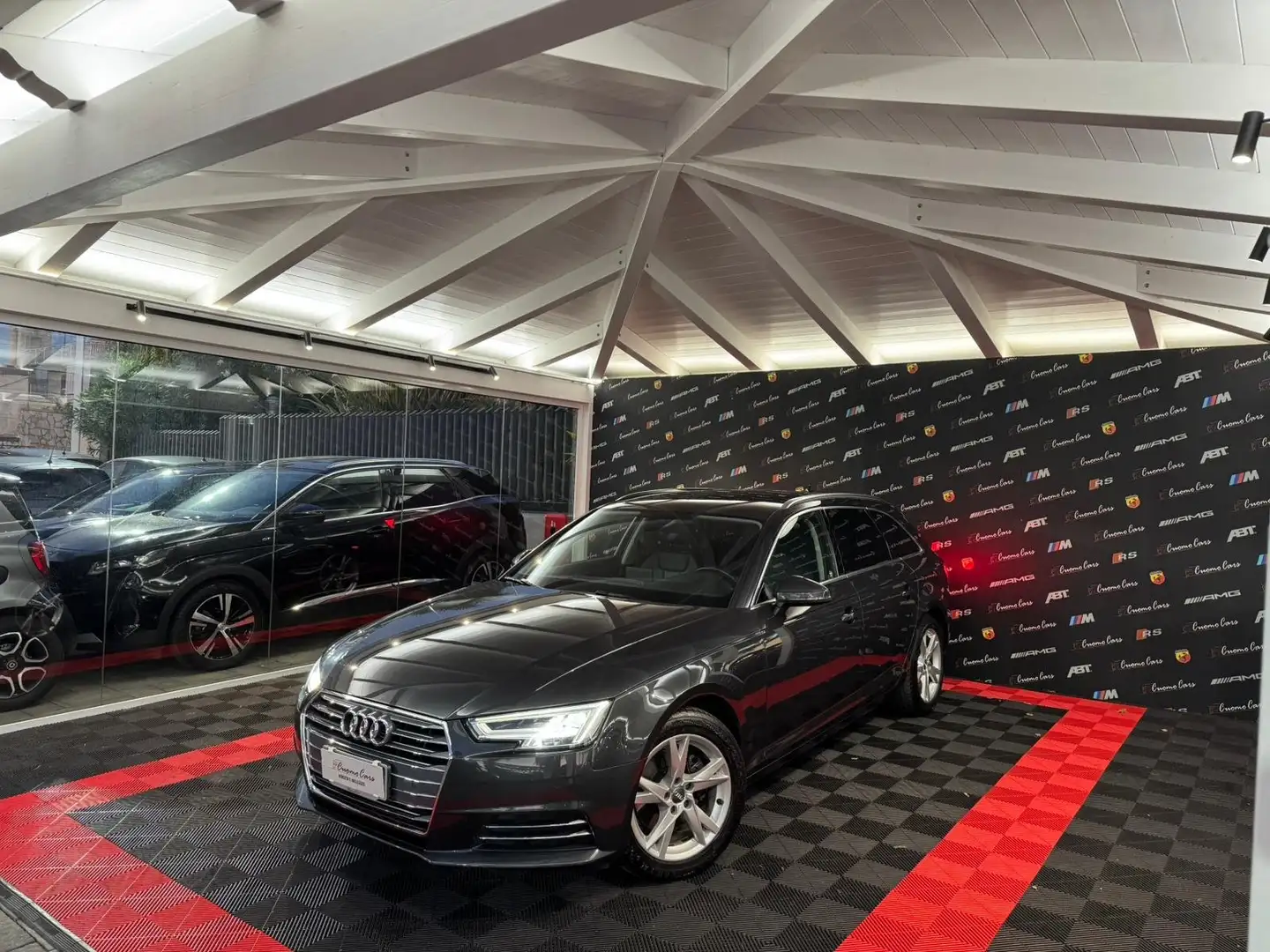 Audi A4 Avant 2.0 TDI 150 CV S tronic Business Gris - 1