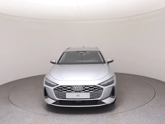 Audi A5 view 3