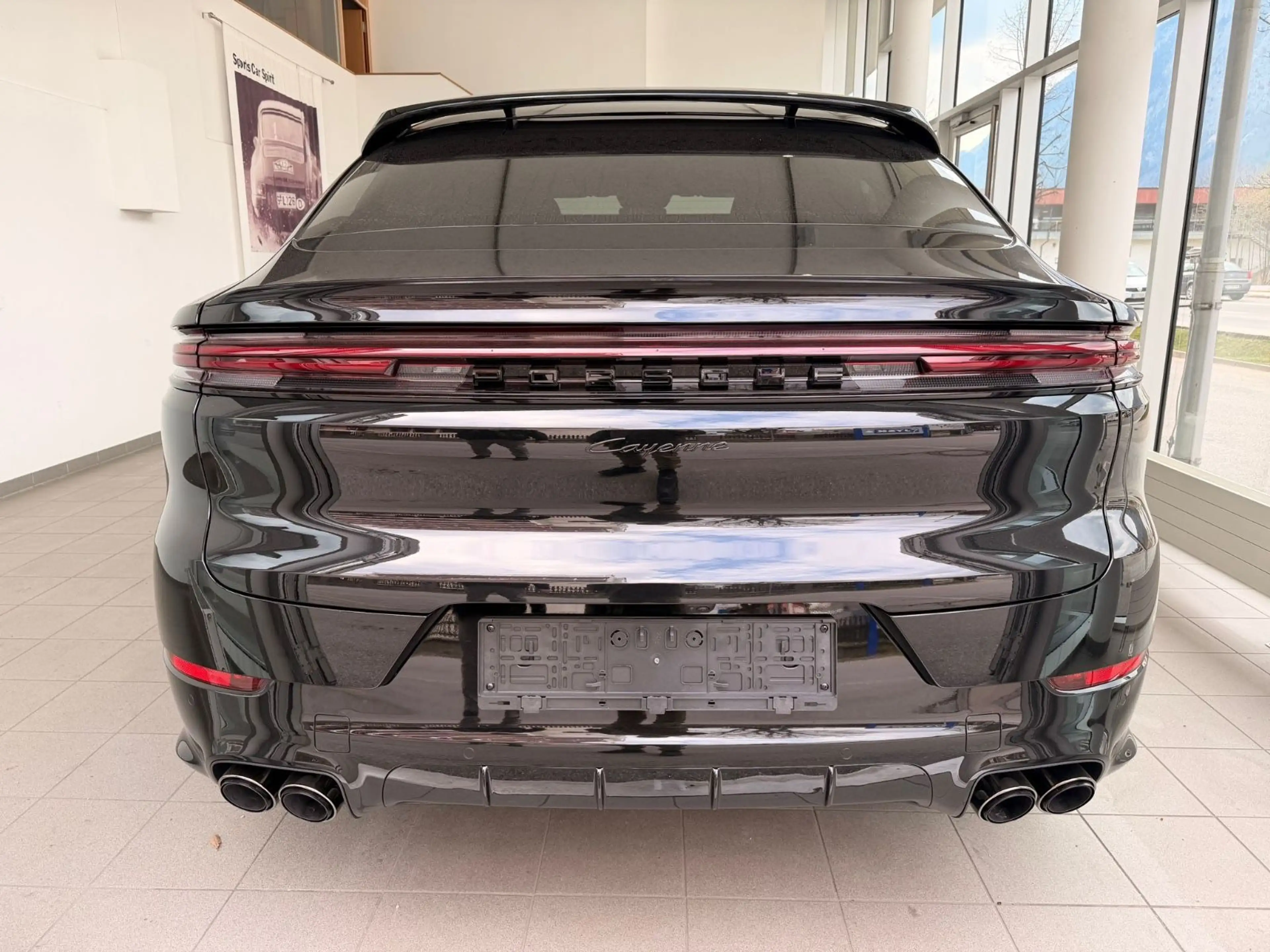 Porsche Cayenne Coupe Black Edit-10%/sw-kr/18W/22 — photo 4