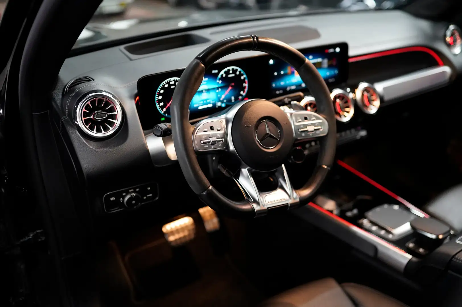 Mercedes-Benz GLB 35 AMG GLB 35 AMG 4Matic - 7 Sitzer Schwarz - 2