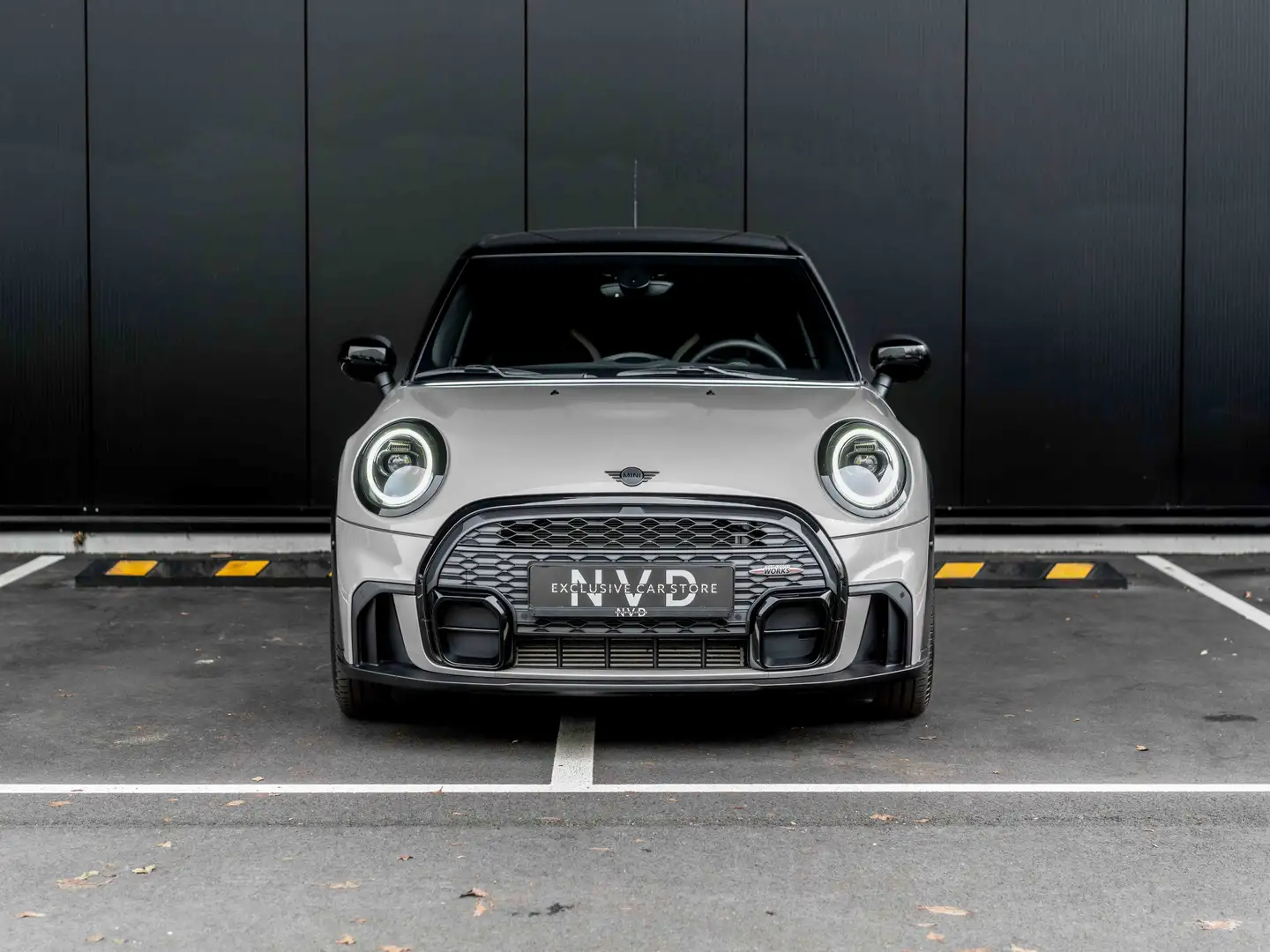 MINI Cooper 1.5A JCW pack | adaptieve ophanging | park assist Grigio - 2