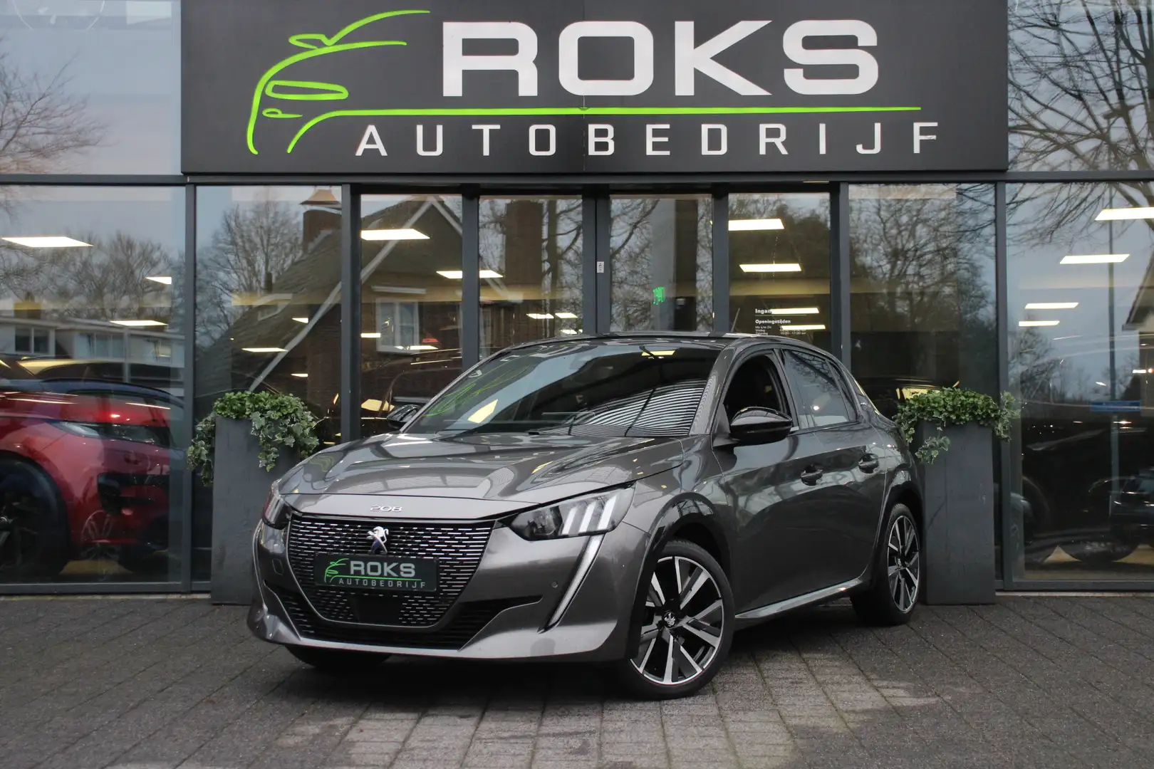 Peugeot 208 1.2 PureTech GT-Line Grau - 1
