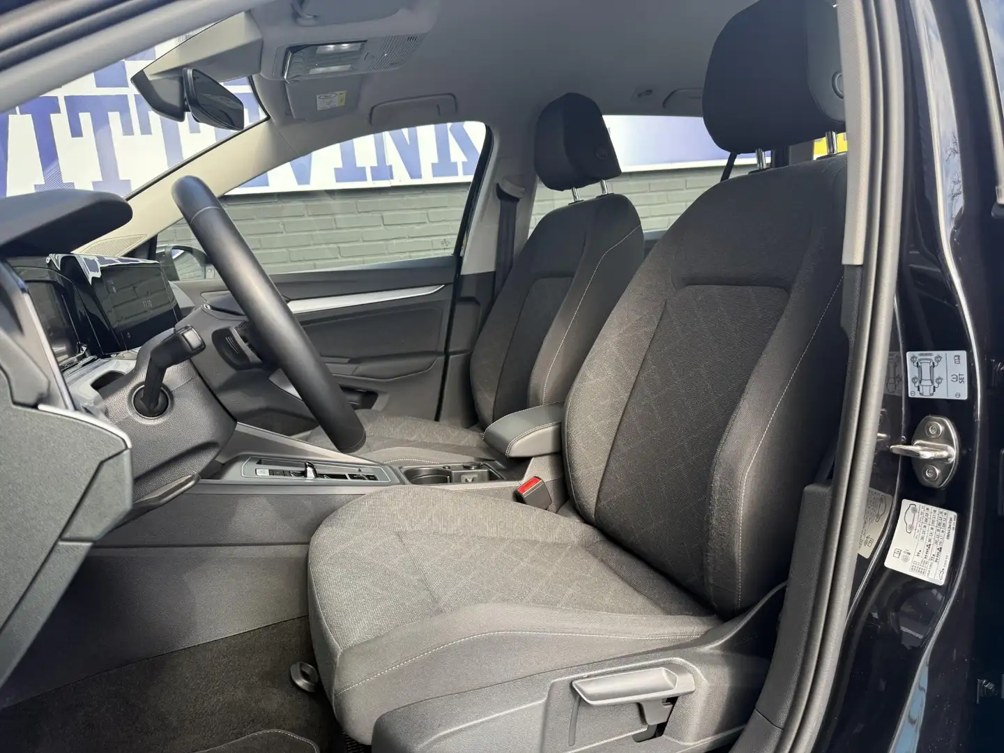 Volkswagen Golf Variant 1.5 eTSI ADAP CRUISE APPLE STOELVERW+STUURVERW. Zwart - 2