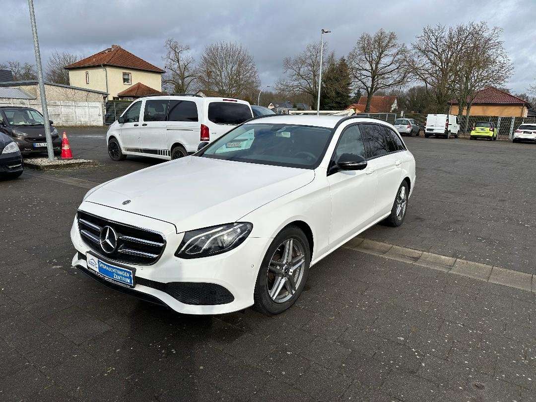 Second hand Mercedes Benz E-Class 200