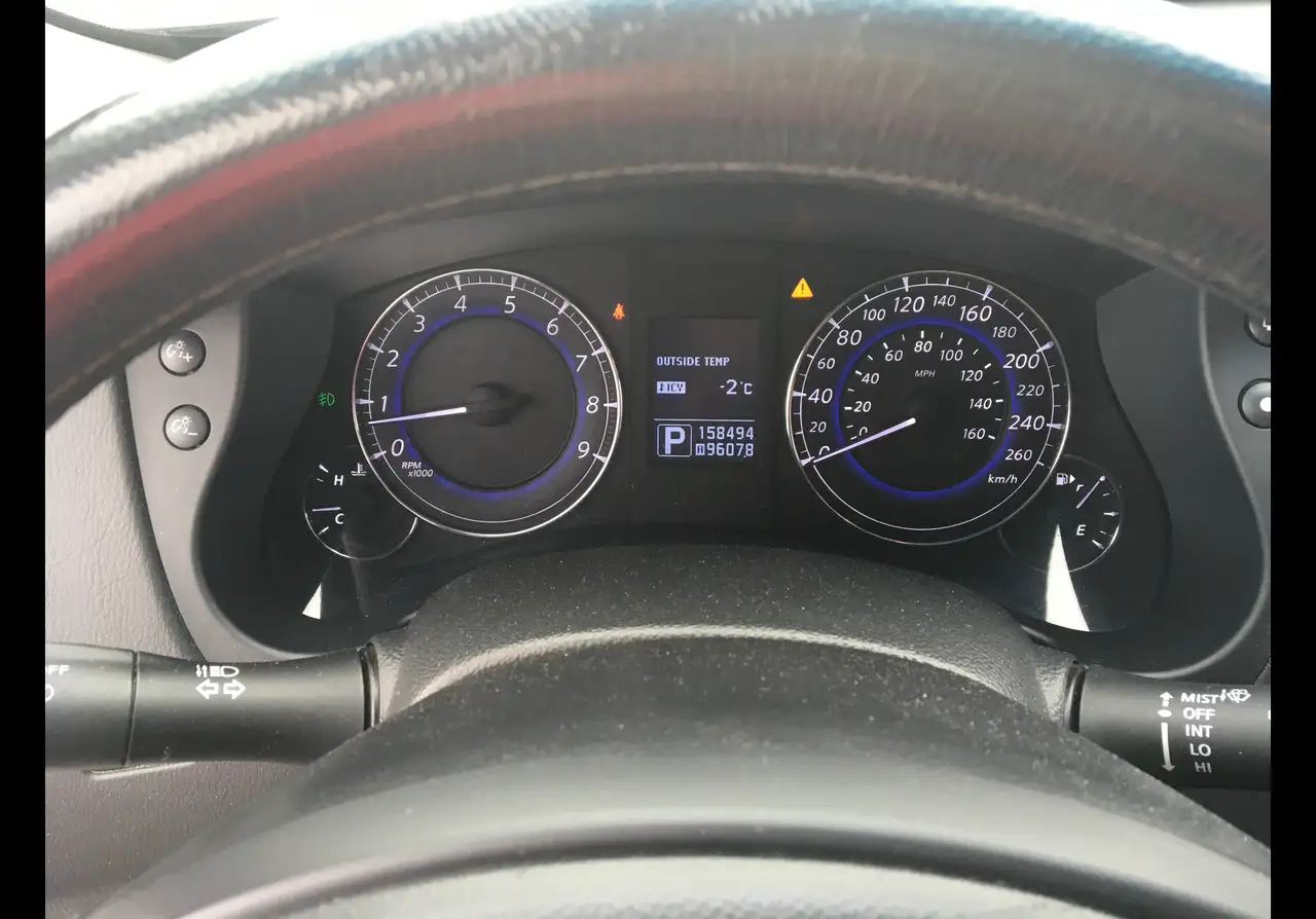 Infiniti EX снимка Infiniti EX
