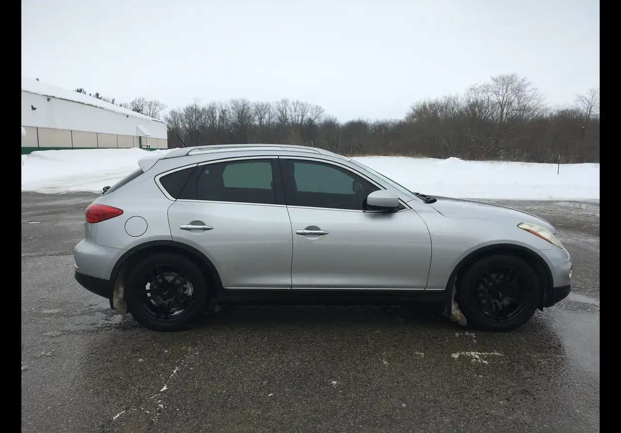 Infiniti EX снимка Infiniti EX