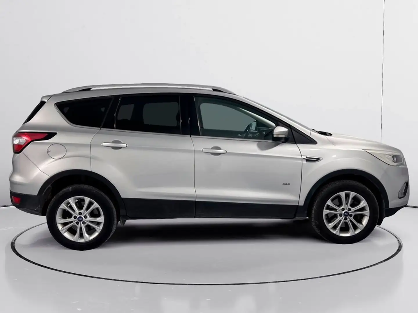 Ford Kuga 2.0TDCI Auto S&S Titanium 4x4 150 Gris - 2