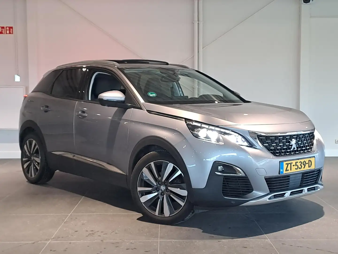 Peugeot 3008 1.2 130 Allure SCHUIF-/KANTELDAK | MEMORY | STOELV Grau - 2