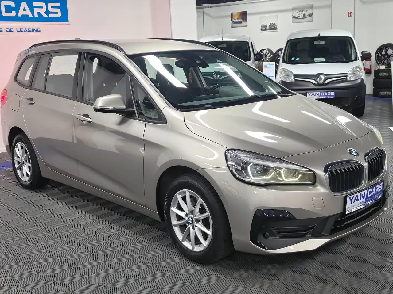 BMW 216 GRAN TOURER 216d • 7 PLACES • CARNET COMPLET • GARANTIE 1AN TOUT COMPRIS, миниатюра 4