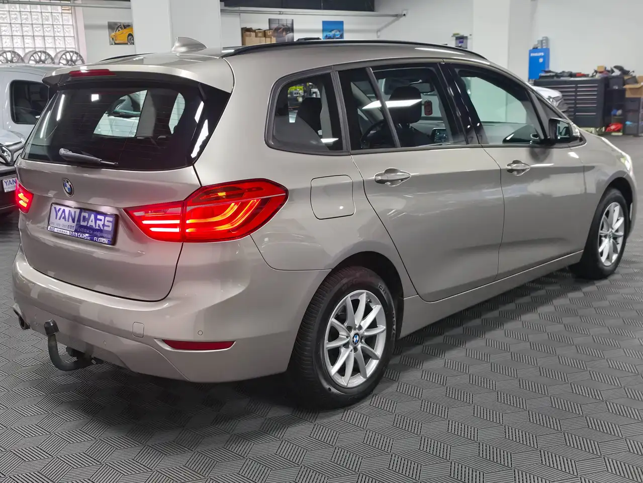 BMW 216 GRAN TOURER 216d • 7 PLACES • CARNET COMPLET • GARANTIE 1AN TOUT COMPRIS, миниатюра 9