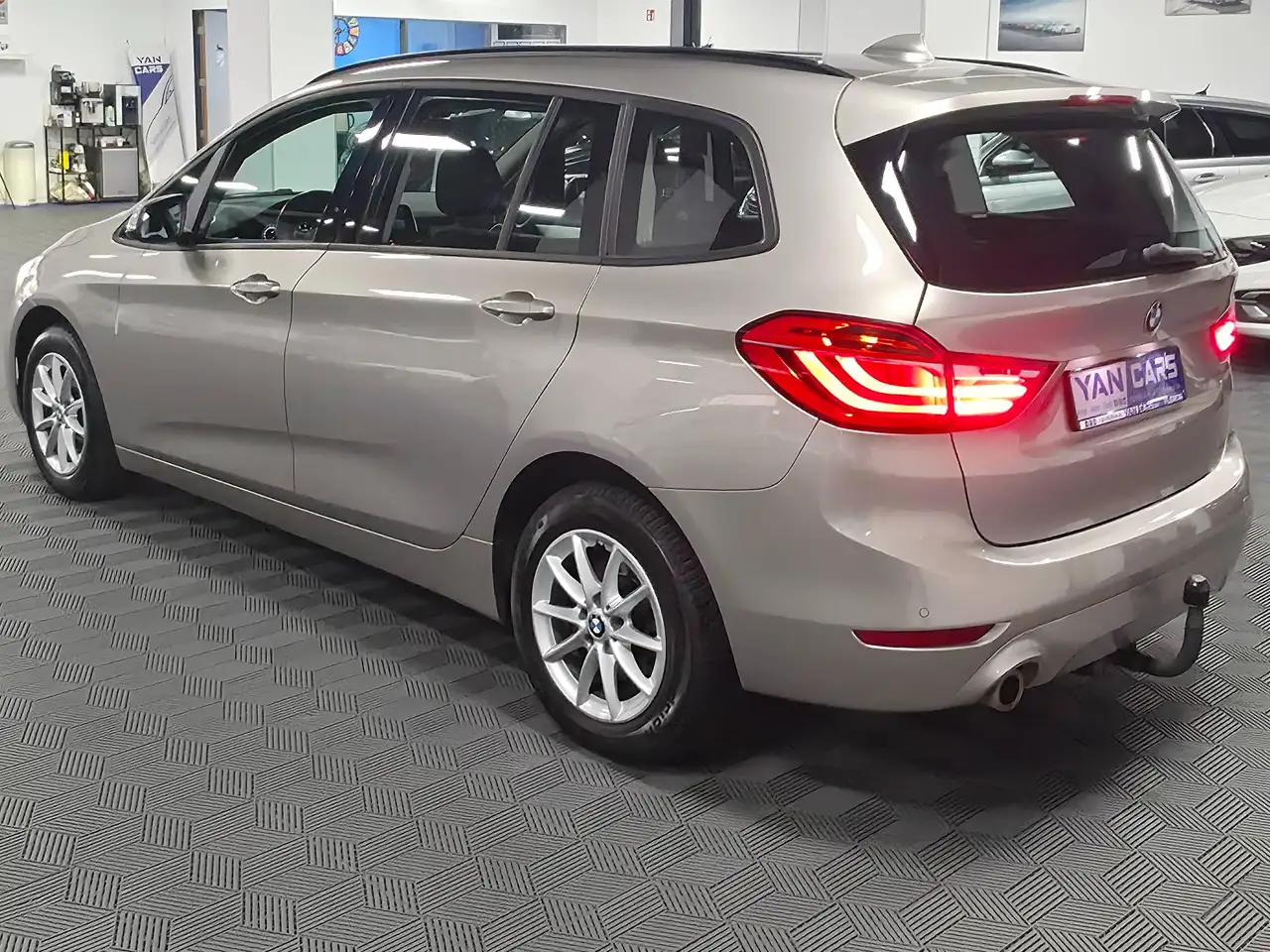 BMW 216 GRAN TOURER 216d • 7 PLACES • CARNET COMPLET • GARANTIE 1AN TOUT COMPRIS, миниатюра 7
