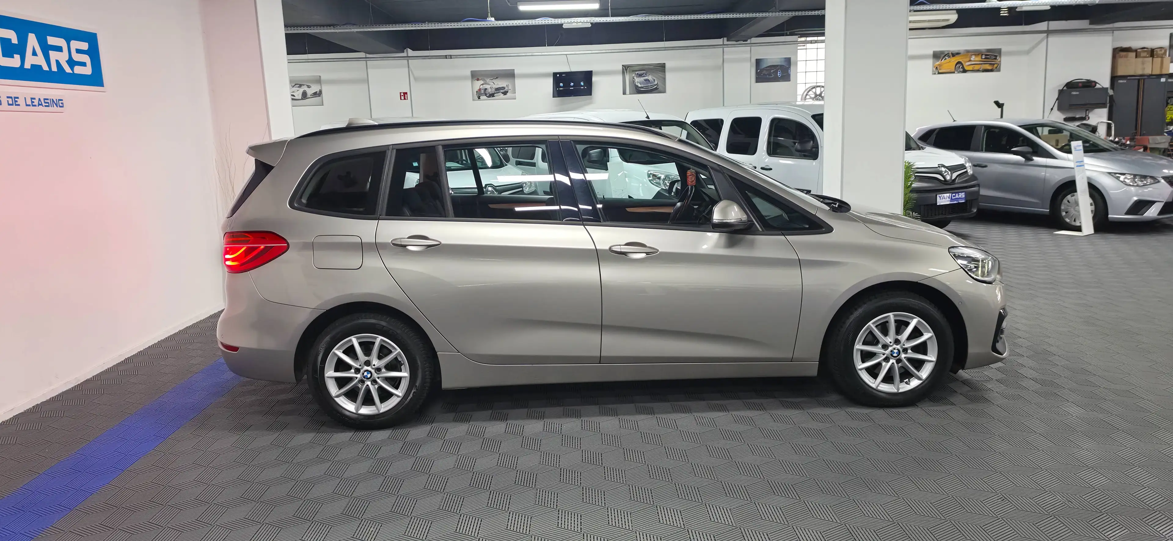BMW 216 GRAN TOURER 216d • 7 PLACES • CARNET COMPLET • GARANTIE — photo 5