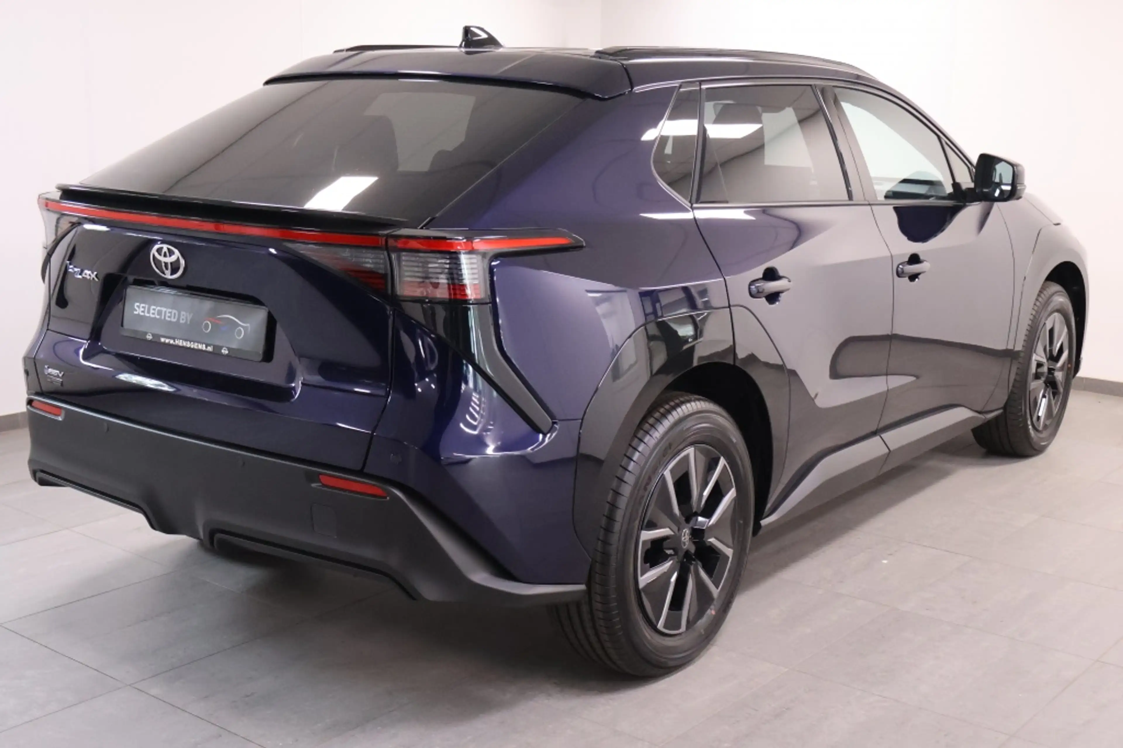 Toyota bZ4X Dynamic 73 kWh | Direct Leverbaar — photo 3