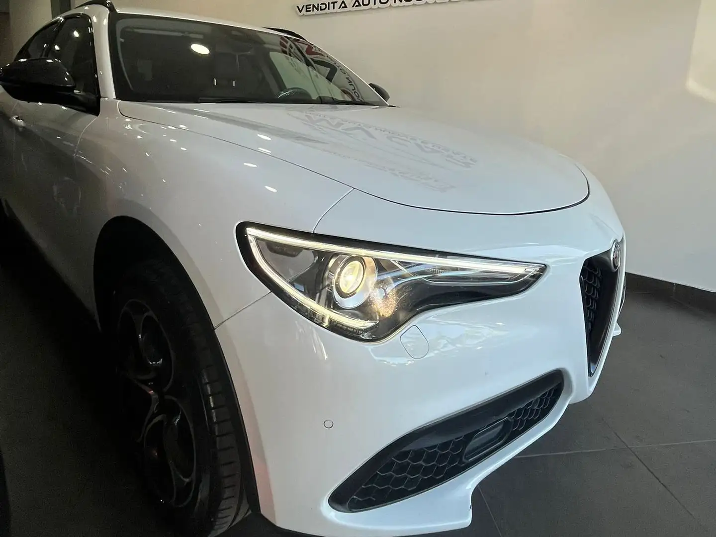 Alfa Romeo Stelvio Stelvio 2017 2.2 t Super Q4 210cv auto my19 Bianco - 2