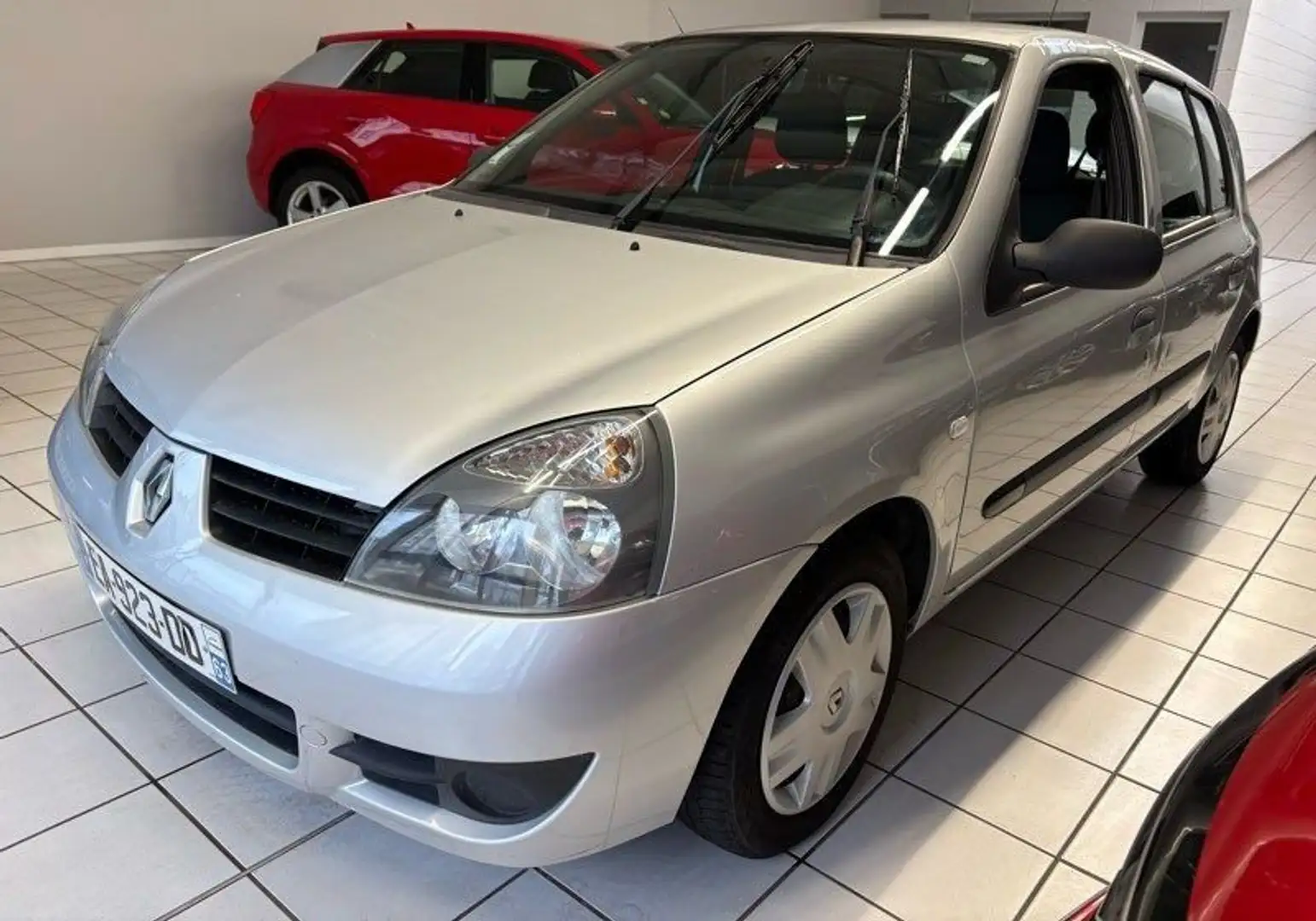 Renault Clio Campus 1.5 Dci 65 2007 181000 kms Gris - 1
