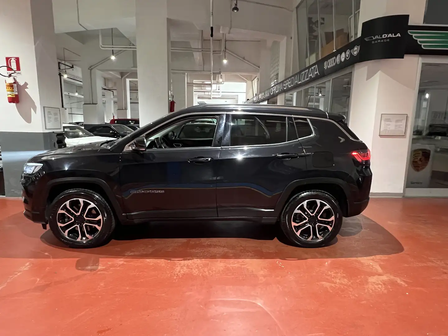 Jeep Compass 1.3 turbo t4 Limited 4xe  KM 90.000 *RISERVATA* Nero - 1