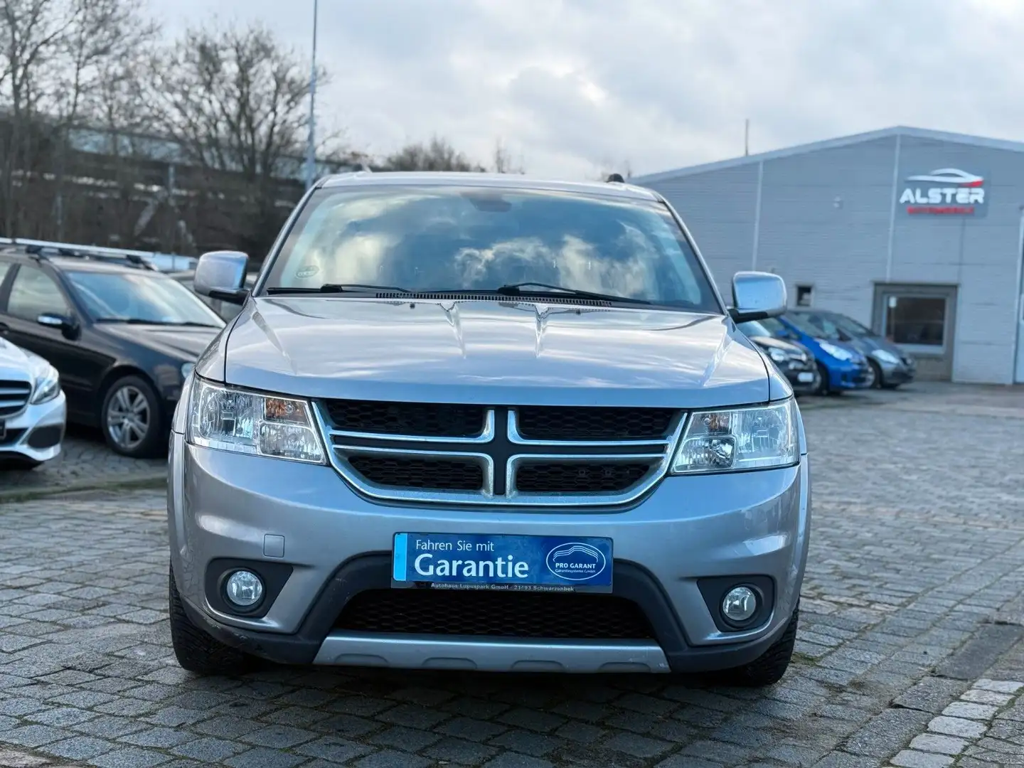 Dodge Journey Automatik 7 Sitzer AHK GAS Benzin Silber - 2