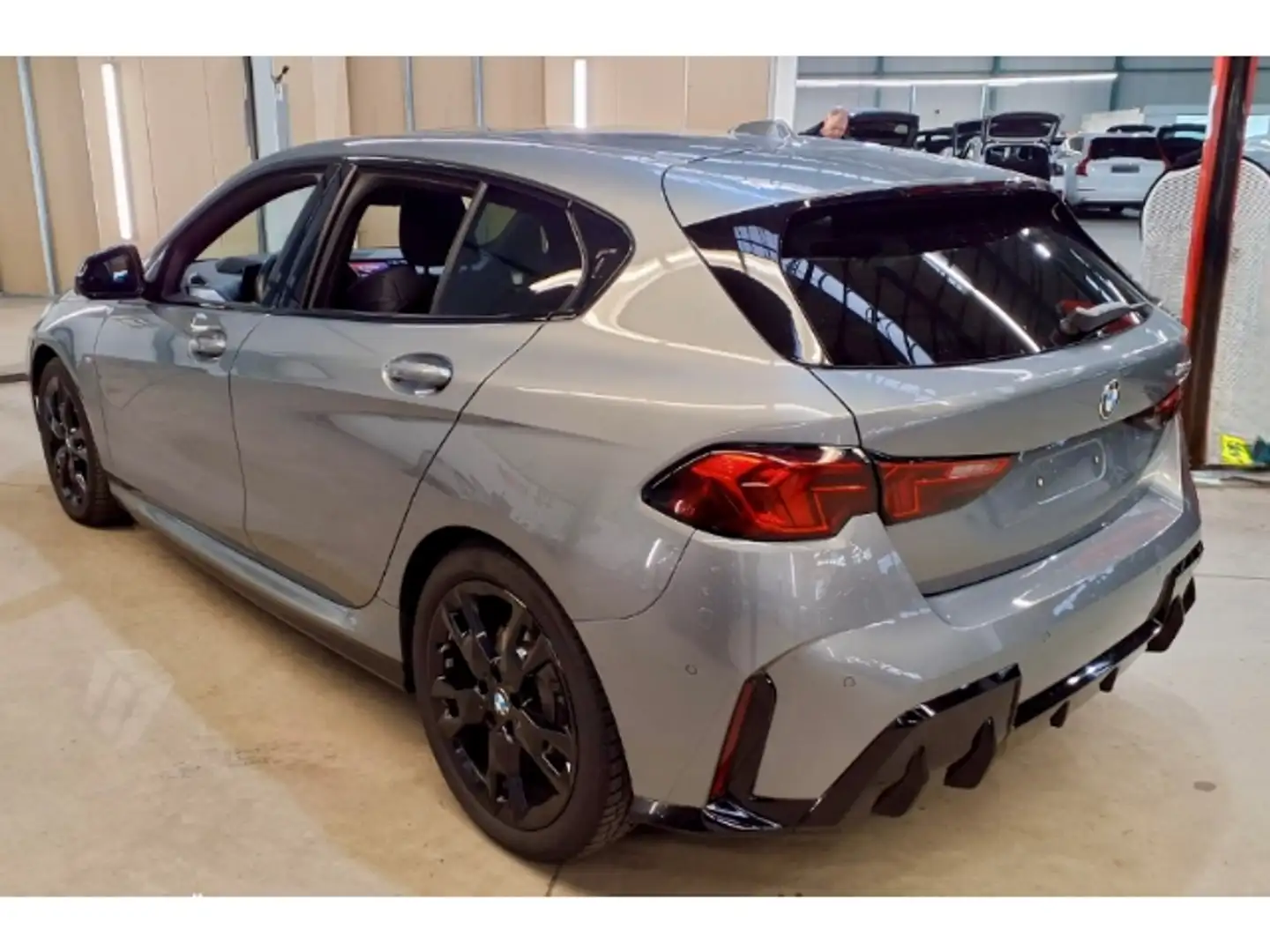 BMW 120 M Sport Pano HUD H/K Memory ad.M-FW PA+ DA+ ad.M-F Grau - 2