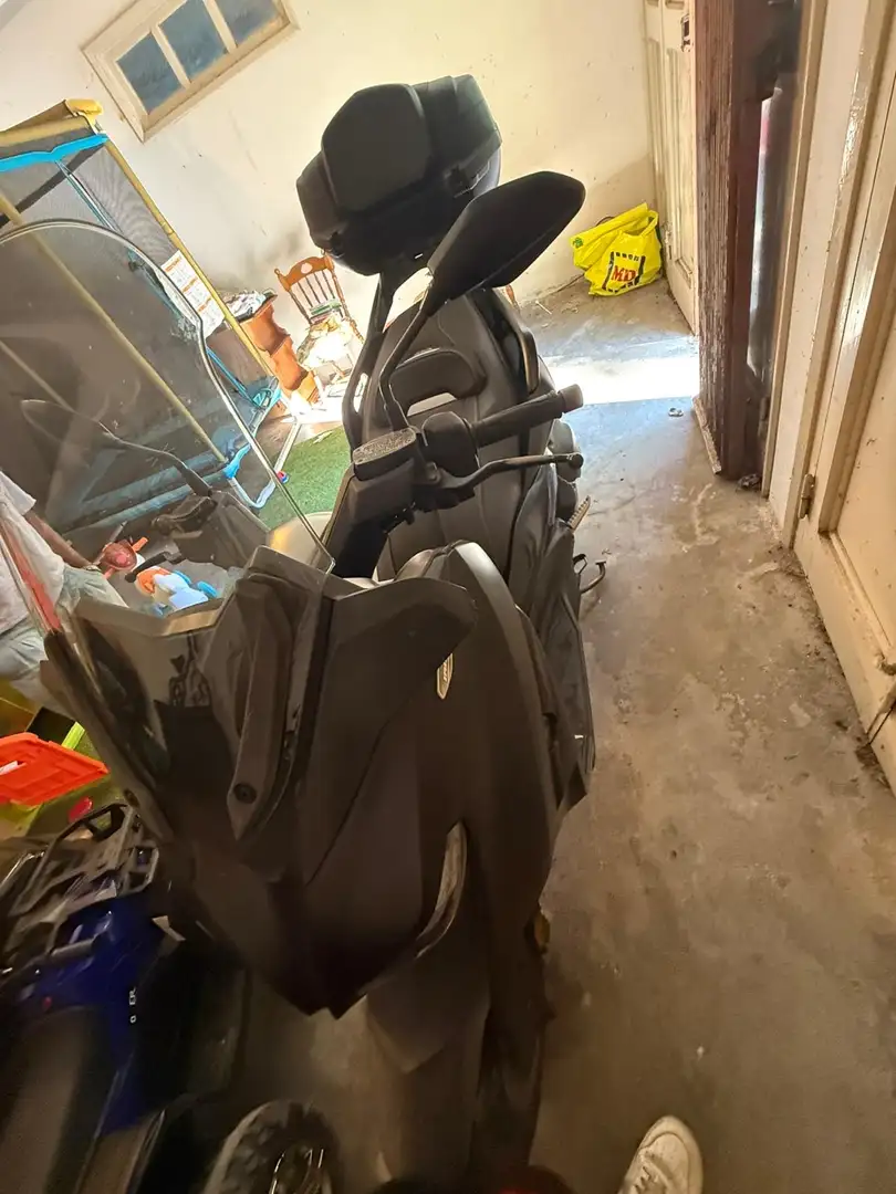 Yamaha X-Max 400 iron max - 2