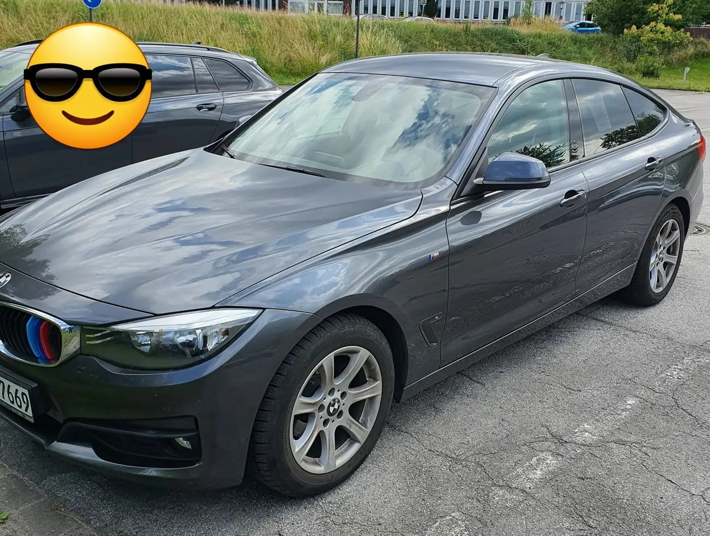 BMW 318 318d GT. Šedá - 1