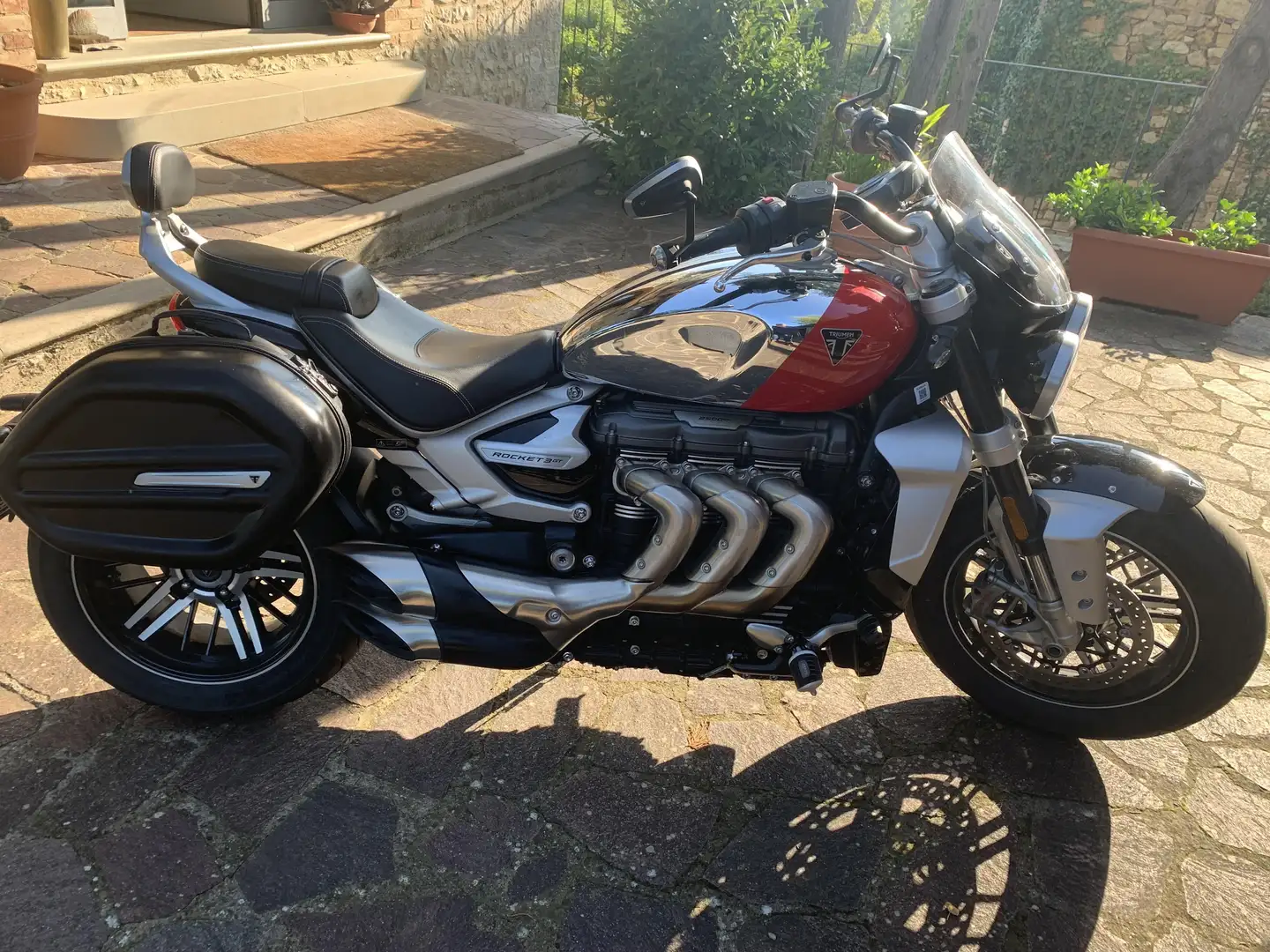 Triumph Rocket 3 GT Chrome Edition Czerwony - 2