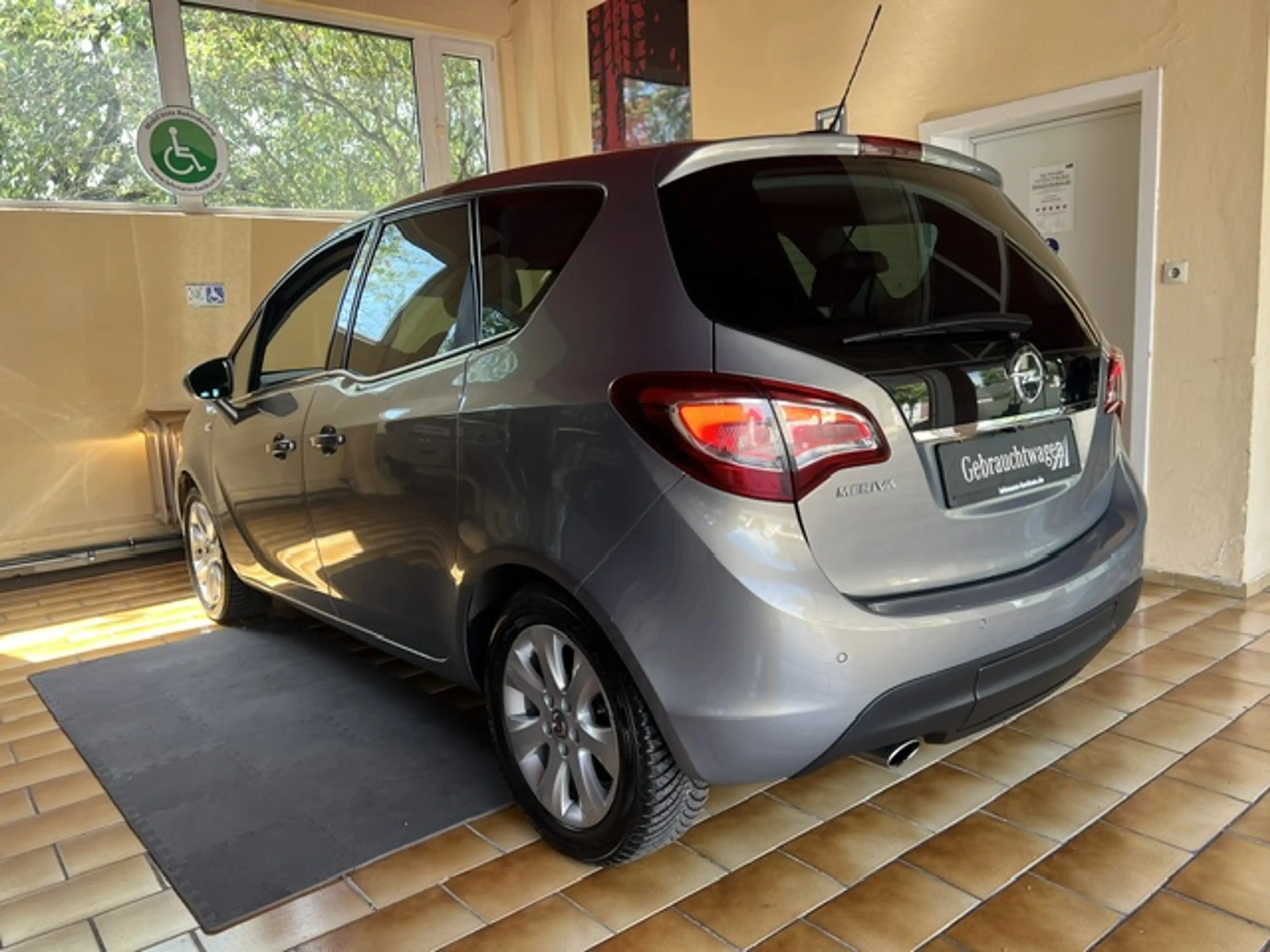 Opel Meriva Innovation Automatik Navi Kamera Sitzhzg Allwetter FlexFix — photo 4