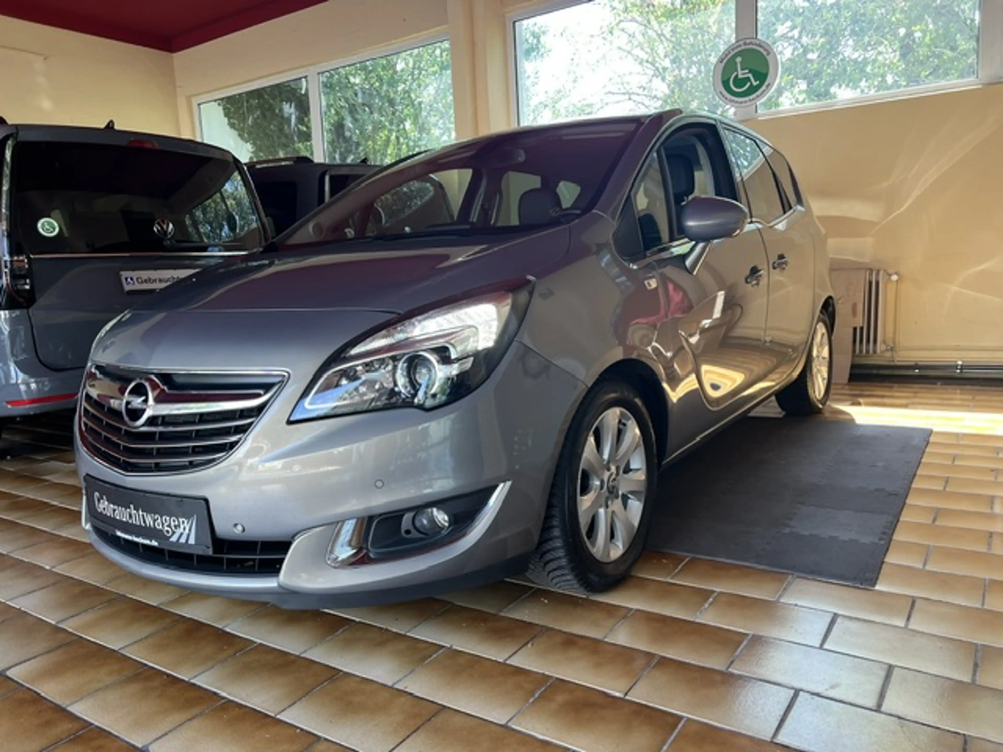Opel Meriva Innovation Automatik Navi Kamera Sitzhzg Allwetter FlexFix — photo 2