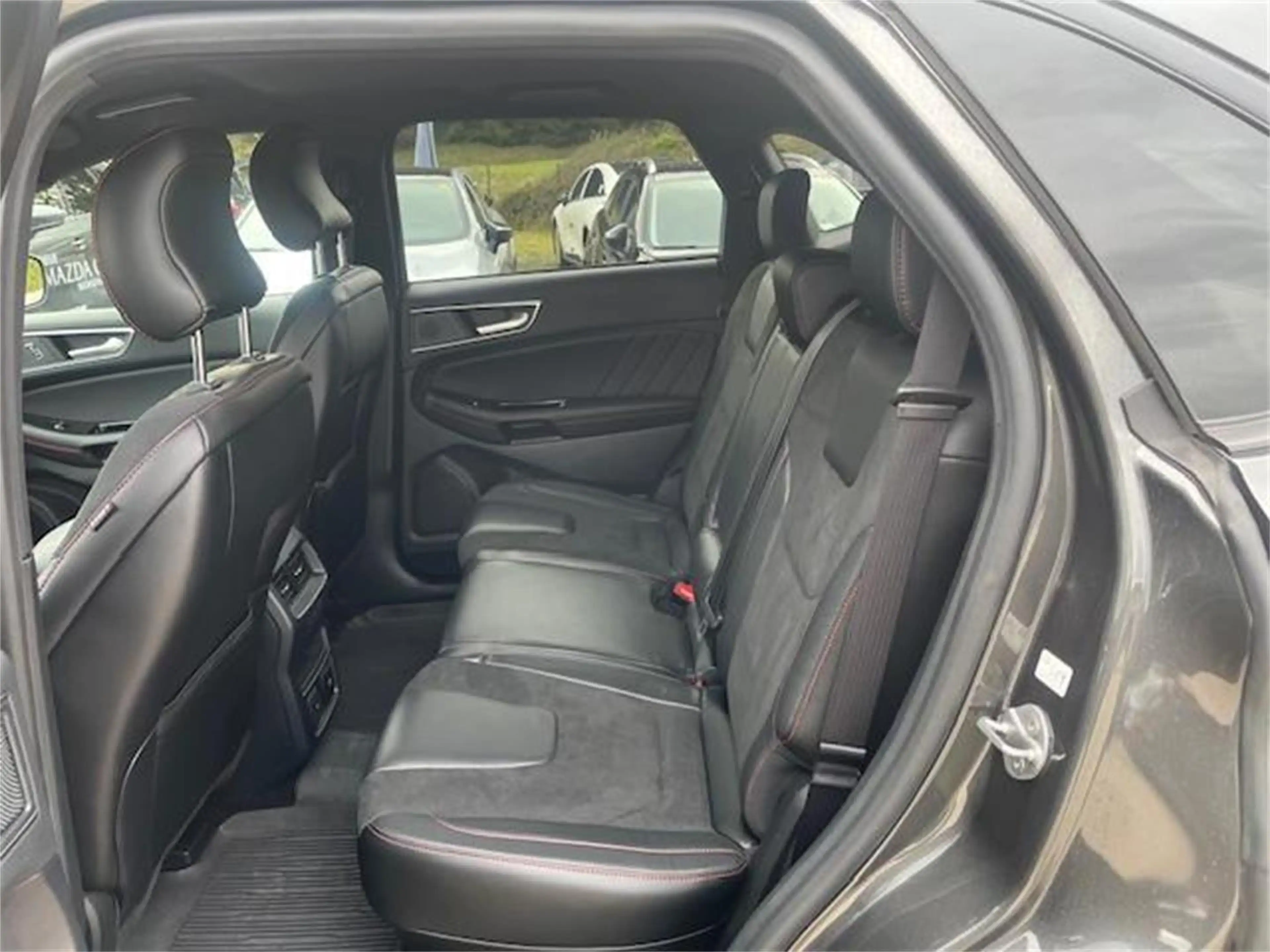 Ford Edge 2,0 EcoBlue SCR 4x4 ST-Line Aut. — photo 6