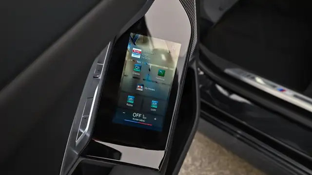 BMW 740 d xDrive *M-Sportpaket Pro *Standheizung *AHK Ansicht 26