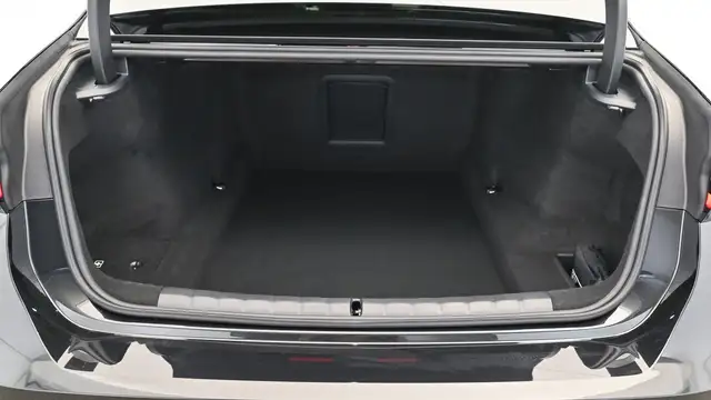 BMW 740 d xDrive *M-Sportpaket Pro *Standheizung *AHK Ansicht 27