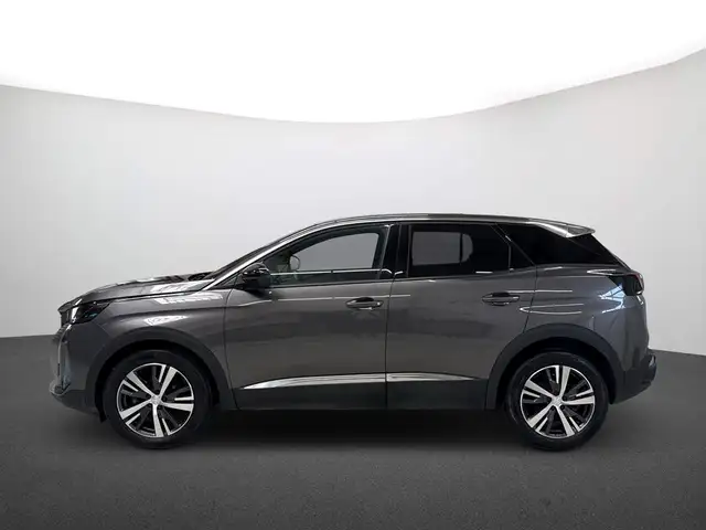 Peugeot 3008 view 5