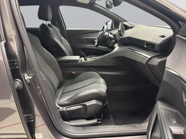 Peugeot 3008 view 13