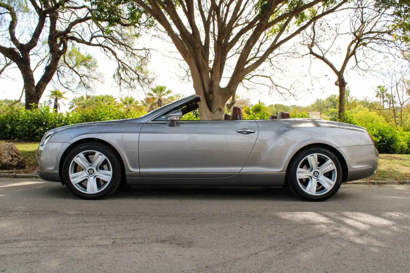 Bentley Continental GTC Aut. Grey - 1