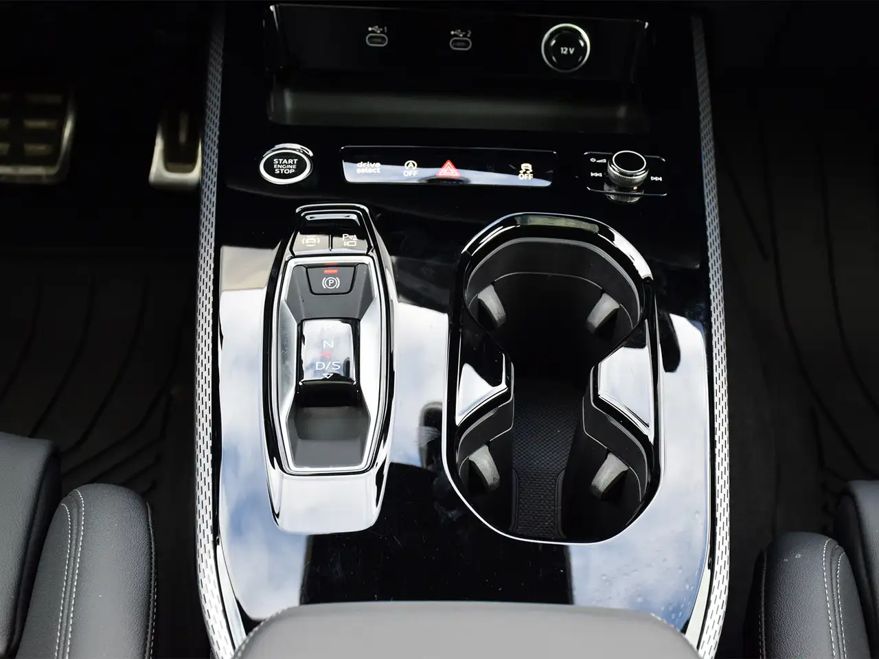 Audi A5 photo Audi A5