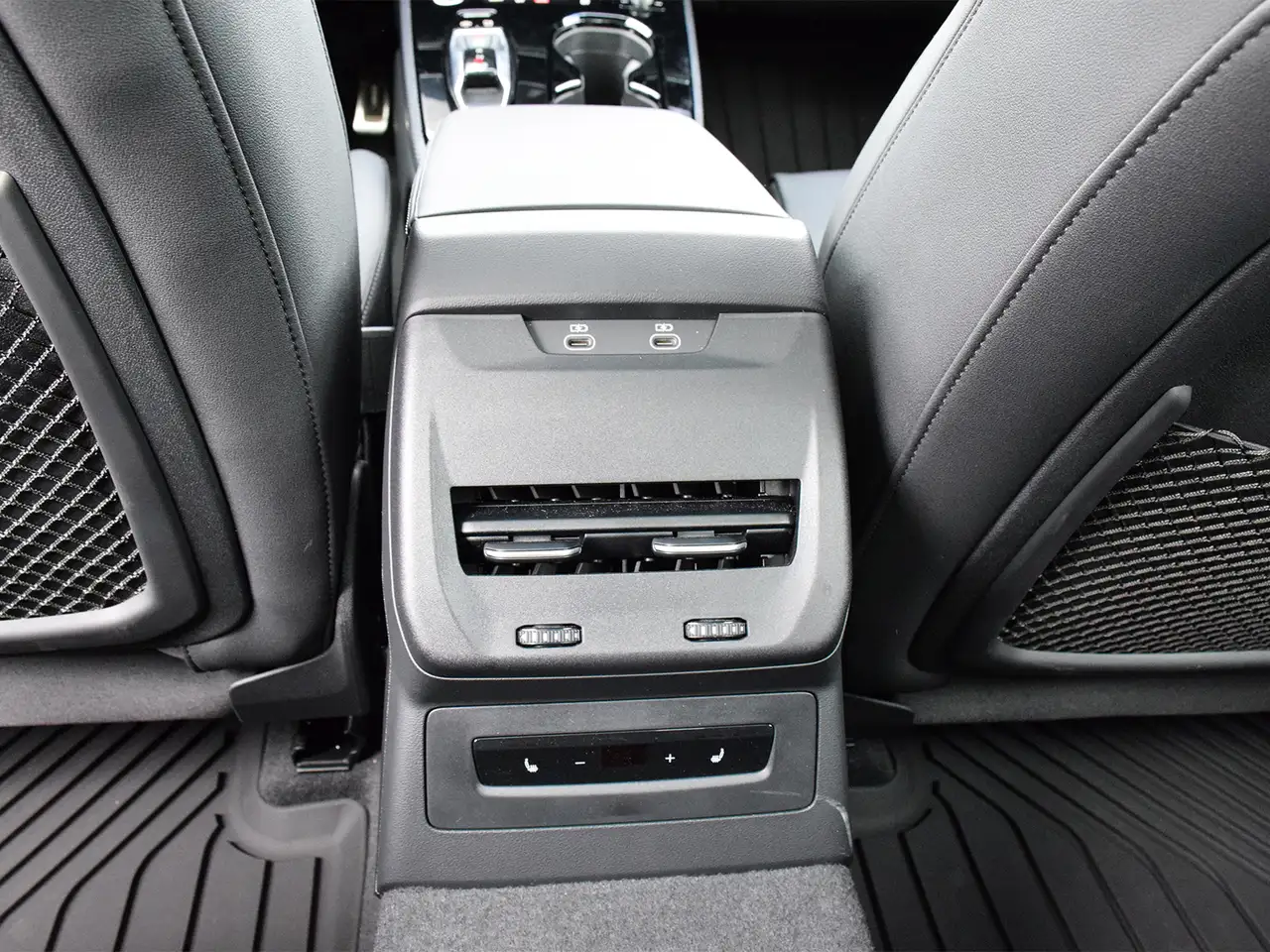 Audi A5 photo Audi A5
