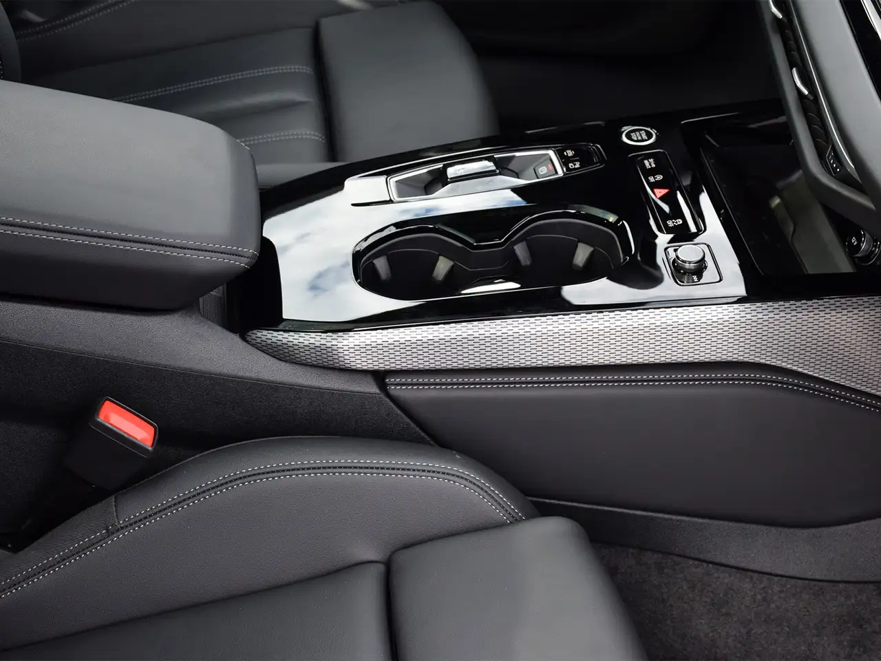 Audi A5 photo Audi A5