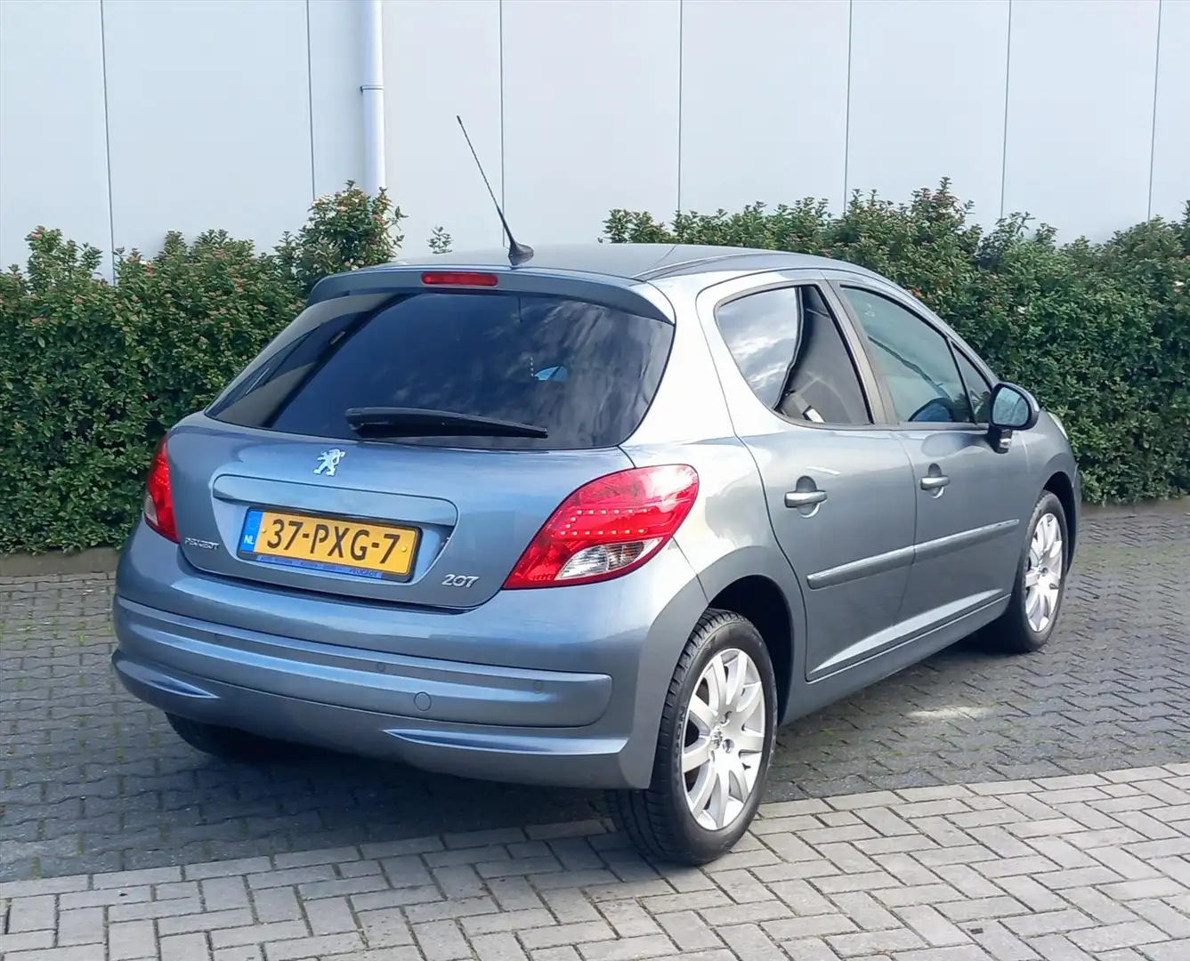 Peugeot 207 1.6 VTI 16V 5DR Sportium Gris - 2