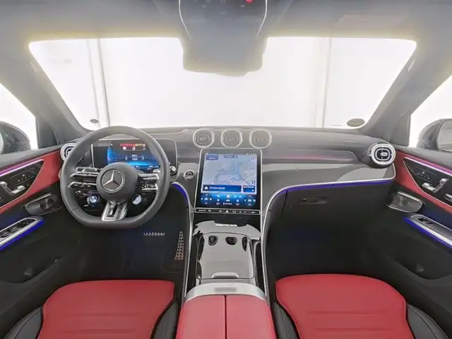 Mercedes-Benz GLC view 6