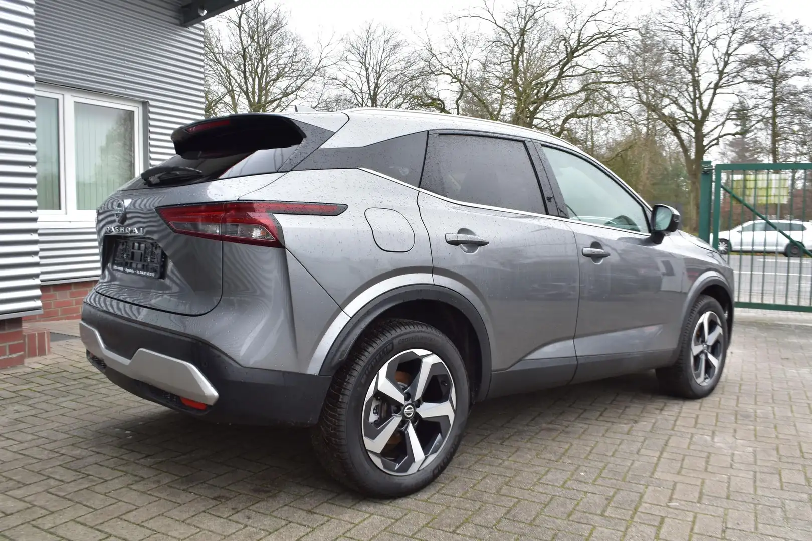 Nissan Qashqai 1.3 DIG-T Mild Hybrid N-Connecta ACC/PDC/LED/NA... Grau - 2