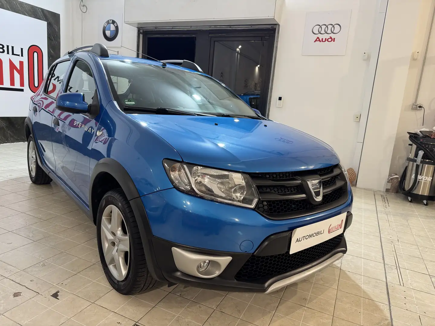 Dacia Sandero Stepway 900 tce 90cv - 1