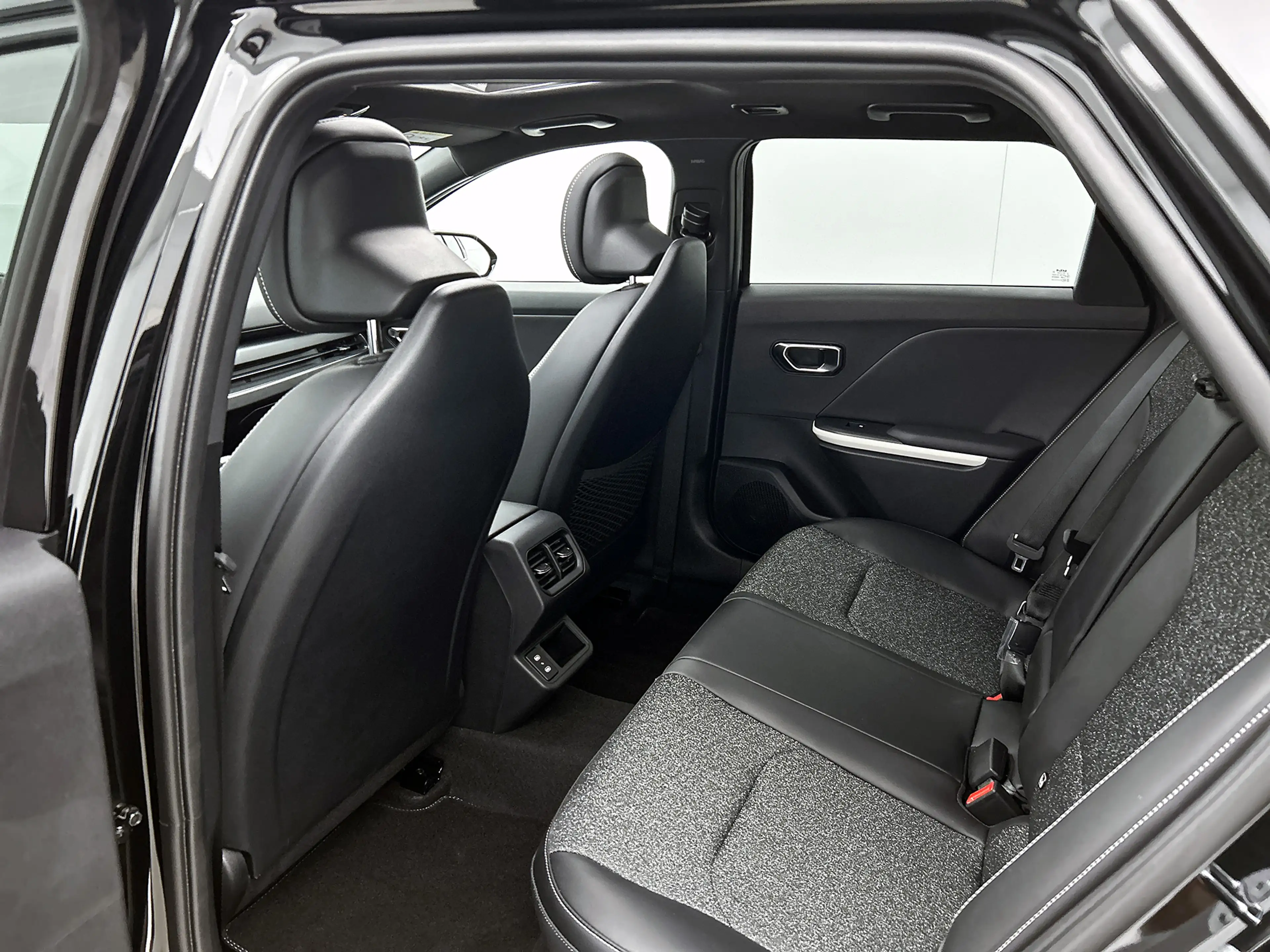Kia K4 Sportswagon 1.0 T-GDi MHEV GT-Line Launch Edition — photo 9