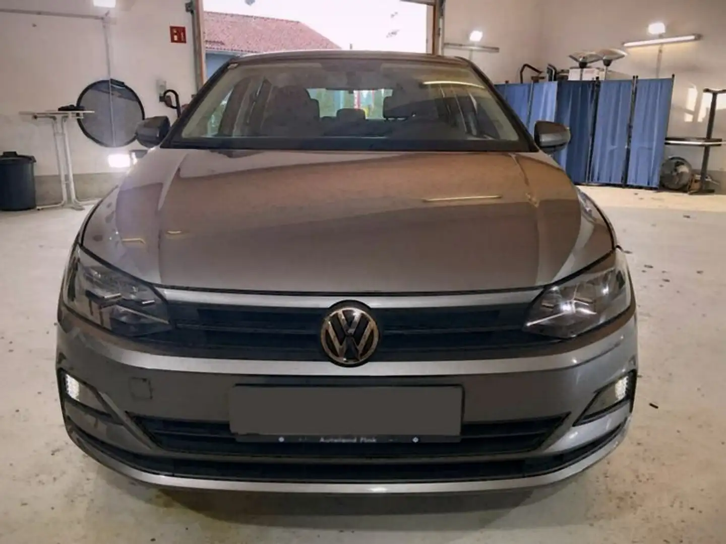 Volkswagen Polo Polo+1,0+Comfortline+TSI+Comfortline Grau - 1